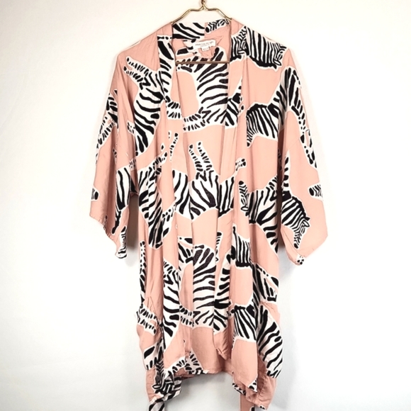 Baja Kaftan in Zebra muted Clay, India Collection by Emerson Fry XS/S - Picture 3 of 17